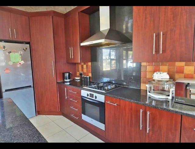 3 BEDROOM HOUSE FOR SALE IN VERWOERDPARK